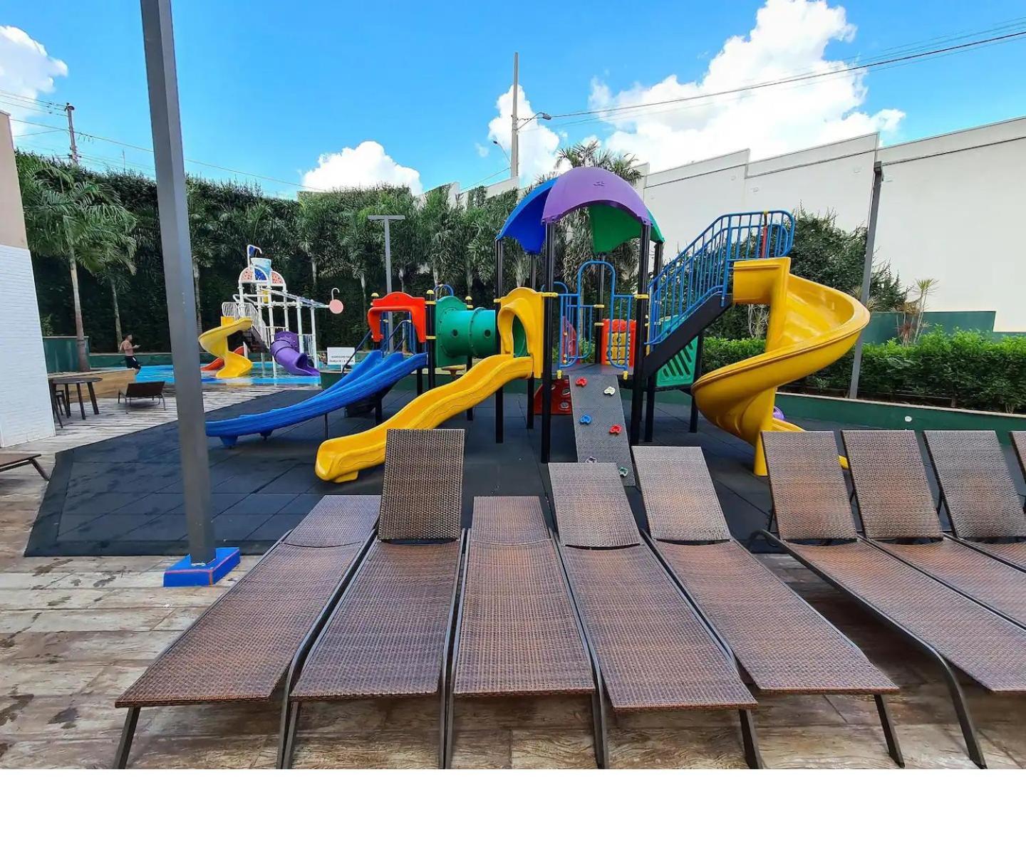 Olimpia Park Resort O Mais Divertido Resort Em Frente Ao Thermas Dos Laranjais - Pague Em Ate 12 Vezes Экстерьер фото
